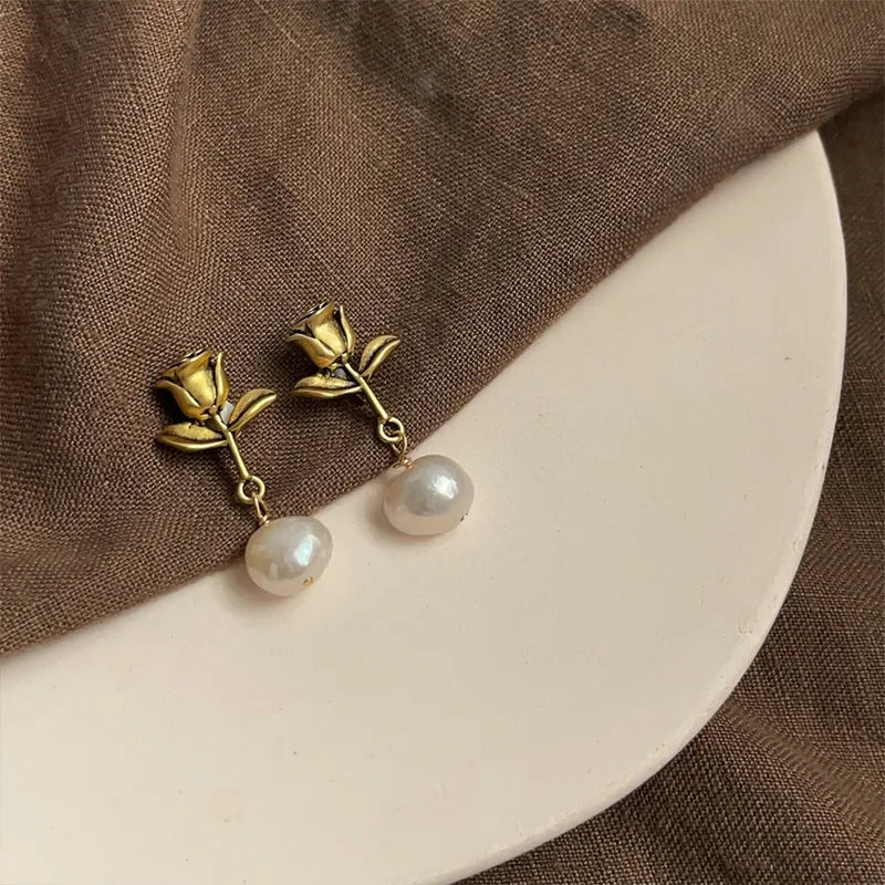 Reverie Pearl Earrings