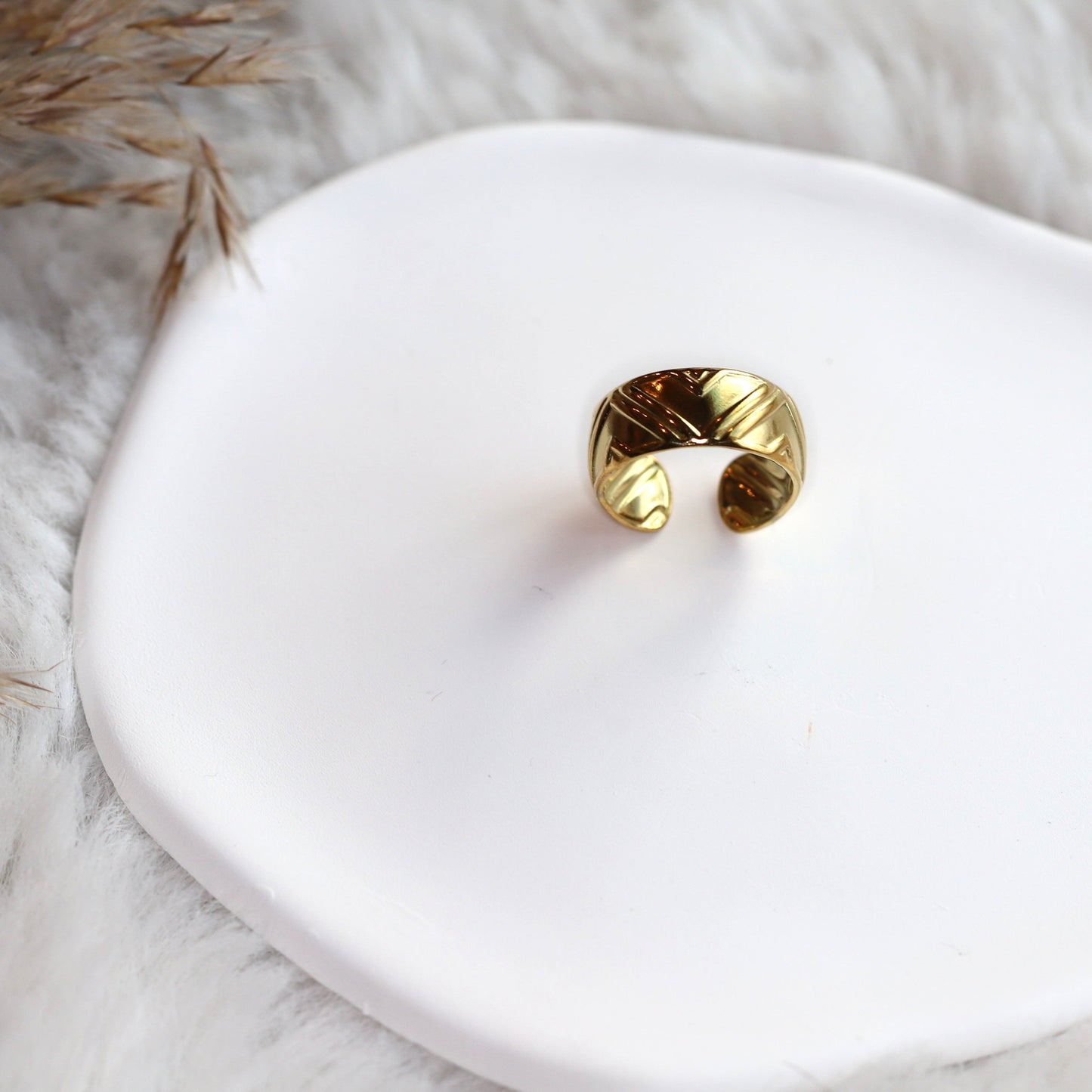 Solara Ring