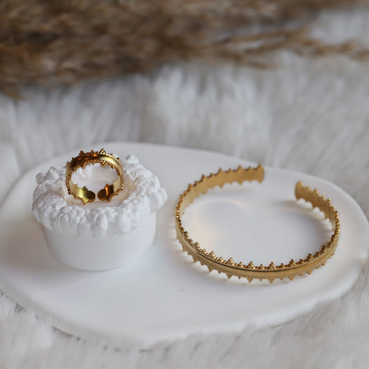 Regalia Crown Set