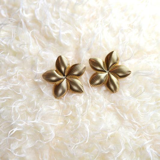 The Bloom Studs