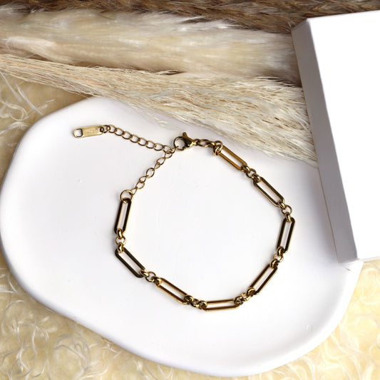 The Elira PaperClip Bracelet